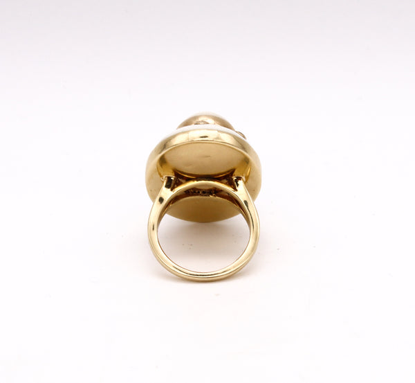 Seaman Schepps Trianon 18Kt Yellow Gold Cocktail Ring With Diamonds And White Coral