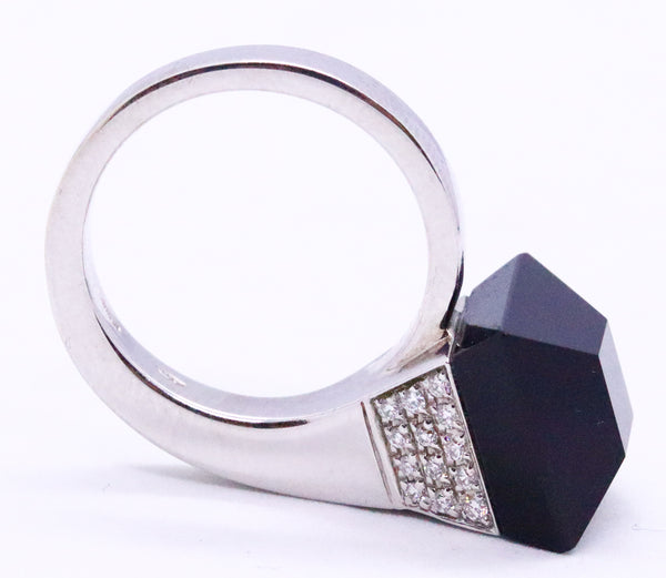 GUCCI 18 KT WHITE GOLD DIAMONDS AND BLACK JADE "CHIODO" RING