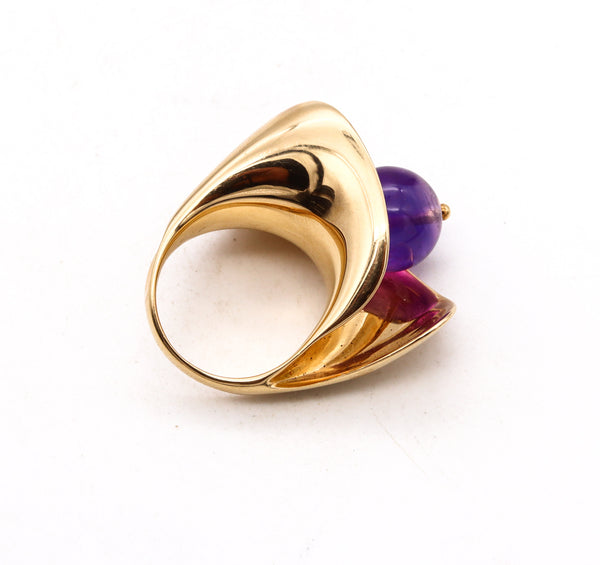 *Versace Milan 18 kt yellow gold kinetic sculptural swivel ring with gemstone