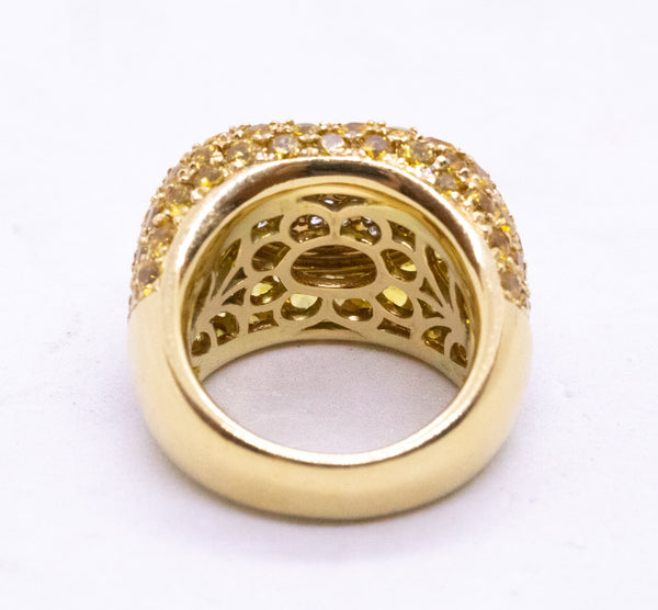MODERN 18 KT RING WITH 9.36 Cts DIAMONDS AND YELLOW SAPPHIRES