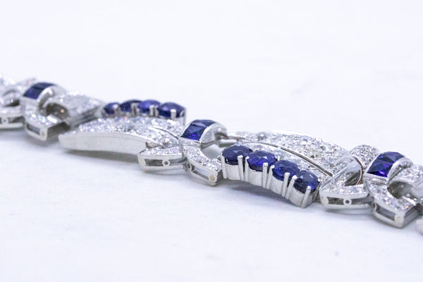 ART DECO 1930 PLATINUM BRACELET WITH 32.91 Cts OF DIAMONDS AND SAPPHIRES
