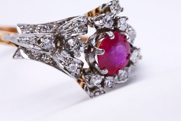 EDWARDIAN 18 KT GOLD DIAMONDS AND RUBY ANTIQUE RING