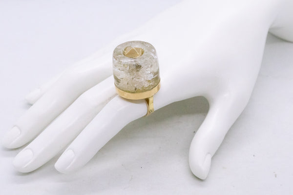 MODERNIST STUDIO DESIGN 18 KT RING WITH MASSIVE QUARTZ
