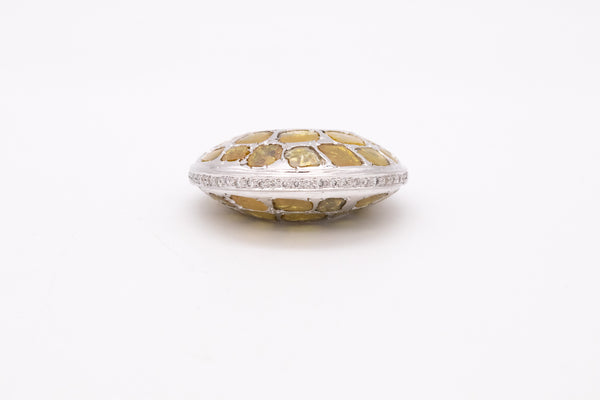 *Vivaan edgy cocktail ring in 18 kt white gold with 12.45 Ctw of natural fancy yellow diamonds