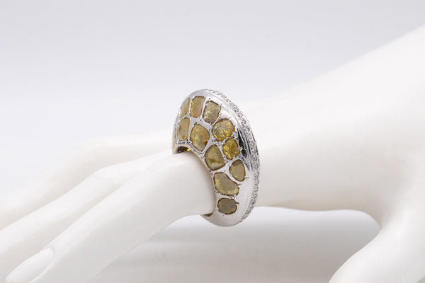 *Vivaan edgy cocktail ring in 18 kt white gold with 12.45 Ctw of natural fancy yellow diamonds