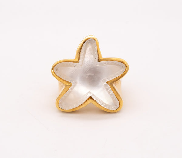 *Valentin Magro 18 kt gold cocktail ring with 28 cts of rock quartz starfish