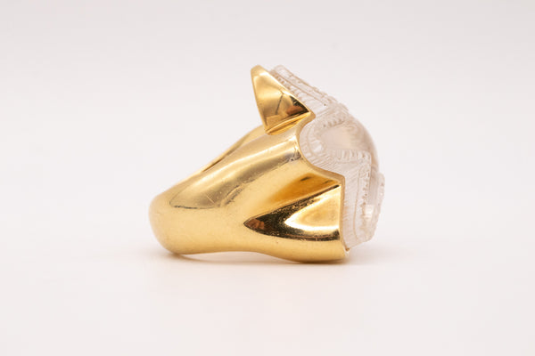 *Valentin Magro 18 kt gold cocktail ring with 28 cts of rock quartz starfish