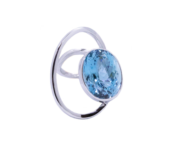 JEAN VENDOME 18 KT "BAGUE HUIT" MODERN RING WITH A 21.04 Cts AQUAMARINE