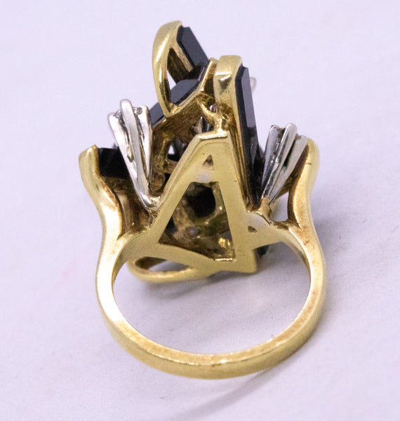 MODERNIST GEOMETRIC 18 KT JENGA RING WITH DIAMONDS AND BLACK ONYX