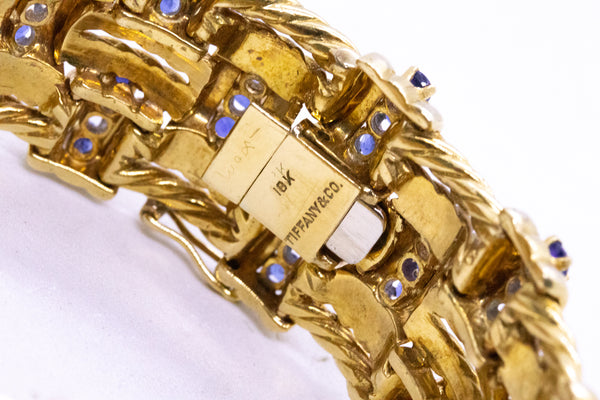 TIFFANY & CO 18 KT GOLD MESH BRACELET WITH 9.41 Ctw OF SAPPHIRES