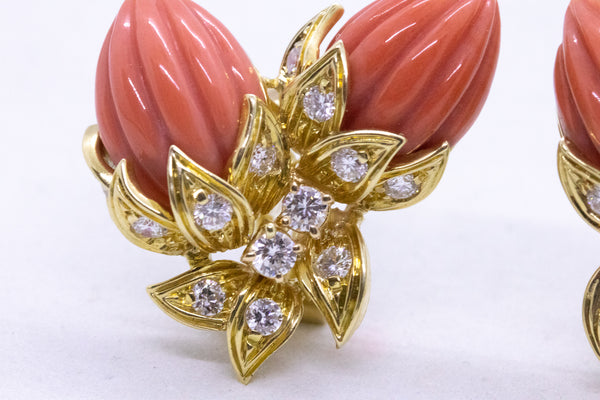 ELEGANT CORAL 18 KT YELLOW GOLD EARRINGS WITH 1.35 Cts DIAMONDS