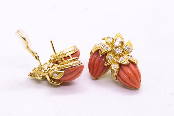 ELEGANT CORAL 18 KT YELLOW GOLD EARRINGS WITH 1.35 Cts DIAMONDS