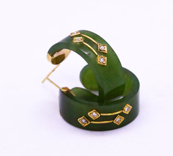 GREEN NEPHRITE AND DIAMONDS 18 KT ART DECO EARRINGS