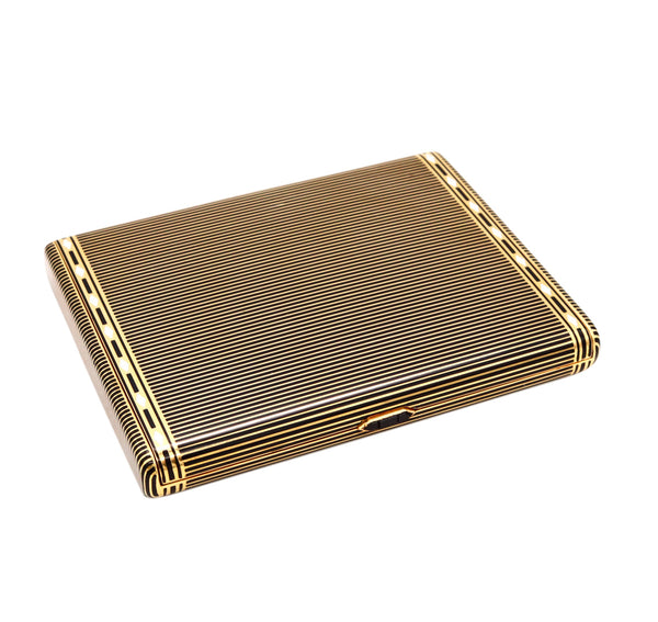 *Van Cleef & Arpels Paris 1930 Art Deco Cigarette case in solid 18 kt gold with enamel