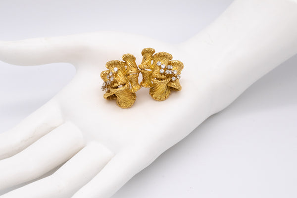 CARTIER PARIS 18 KT GOLD RETRO EARRINGS WITH 1.0 Cts IN DIAMONDS