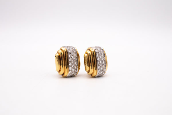 VAN CLEEF & ARPELS ART-DECO 18 KT GOLD EARRINGS WITH 2.70 Ctw IN VS DIAMONDS