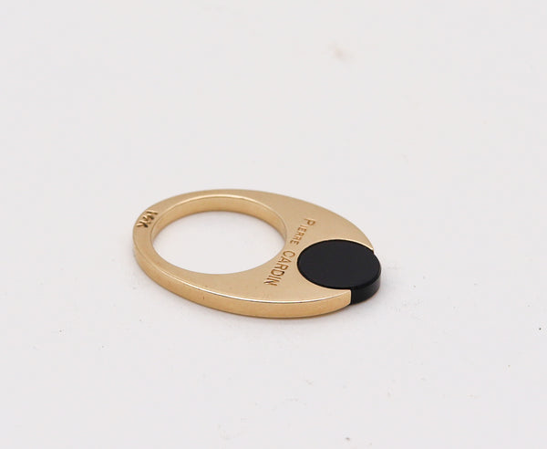 -Pierre Cardin Paris 1970 By Dinh Van Geometric Oval Ring In 14Kt Gold And Onyx