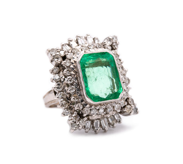 PALLADIUM ANTIQUE COLONIAL RING WITH 9.3 Cts IN DIAMONDS & EMERALD