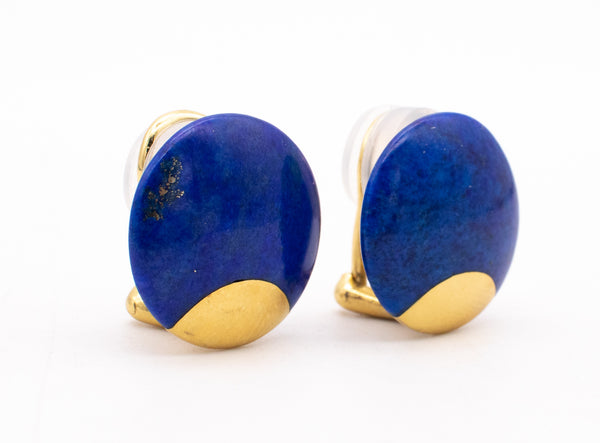TIFFANY & COMPANY 1977 BY ANGELA CUMMINGS 18 KT GOLD LENTIL EARRINGS WITH LAPIS