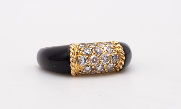 VAN CLEEF & ARPELS 1970 PARIS 18 KT PHILIPPINES RING WITH VS DIAMONDS AND ONYX