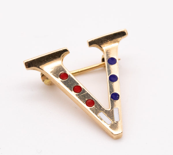 CARTIER NEW YORK 1945 WWII RARE VICTORY PIN IN 14 KT WITH ENAMEL