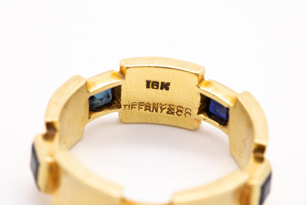TIFFANY & CO NEW YORK 1950 ETERNITY RING IN 18 KT WITH SAPPHIRES