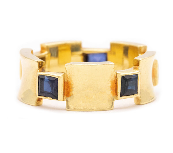 TIFFANY & CO NEW YORK 1950 ETERNITY RING IN 18 KT WITH SAPPHIRES