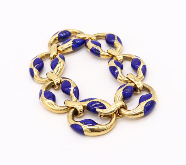 TIFFANY & CO. 1980 ANGELA CUMMINGS 18 KT GOLD MARINER BRACELET WITH LAPIS LAZULI