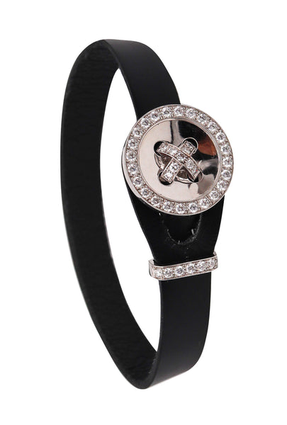 VAN CLEEF & ARPELS Boutonniere Leather Bracelet In 18Kt Gold With VS Diamonds