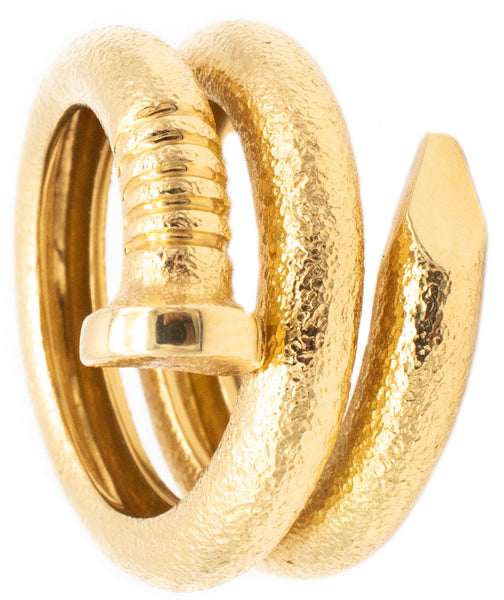 DAVID WEBB NEW YORK SOLID 18 KT YELLOW GOLD HAMMERED NAIL RING