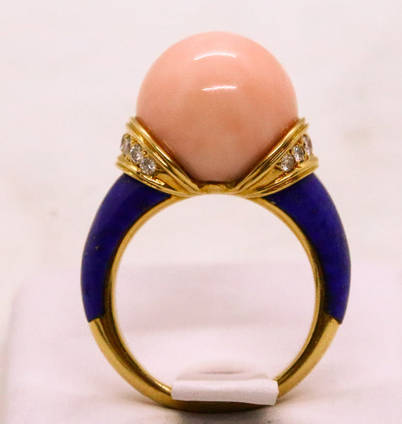 ART DECO 1940 FRENCH 18 KT RING WITH DIAMONDS, CORAL & LAPIS LAZULI