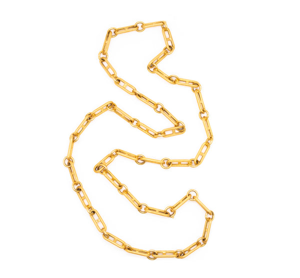 GEOMETRIC LINKS CHAIN IN TEXTURED 18 KT YELLOW GOLD