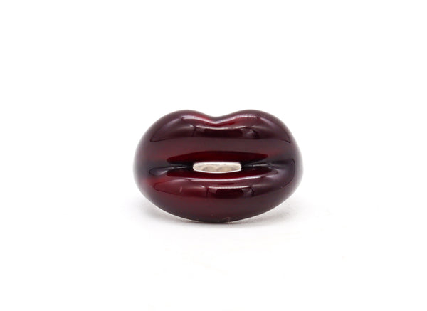 *Solange Azagury-Partridge British Hot-lips ring in .925 sterling silver with metallic Red Enamel