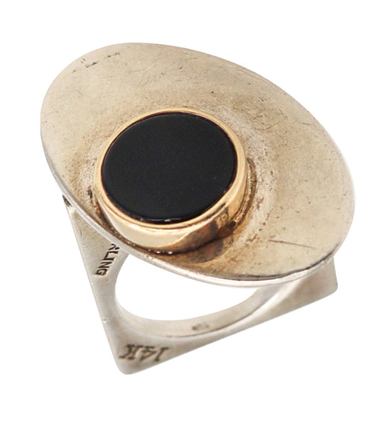 -Pierre Cardin 1970 Paris Geometric Sculptural Ring In 14Kt Yellow Gold Sterling And Onyx