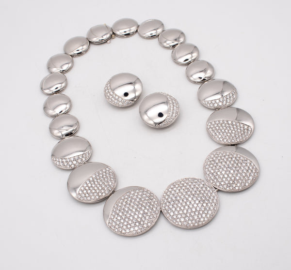 JOHN LANDRUM BRYANT PLATINUM NECKLACE & EARRINGS WITH 27.39 Ctw OF VVS-1 DIAMONDS