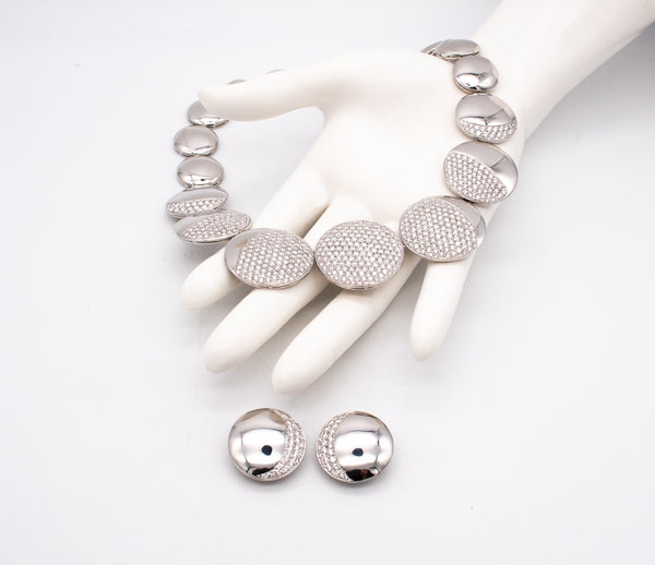 JOHN LANDRUM BRYANT PLATINUM NECKLACE & EARRINGS WITH 27.39 Ctw OF VVS-1 DIAMONDS