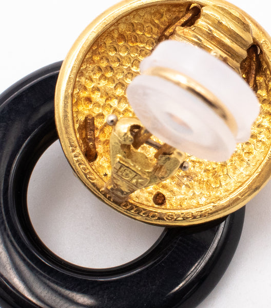 CARTIER 1972 ALDO CIPULLO RARE 18 KT YELLOW GOLD DROP EARRINGS WITH ONYX.