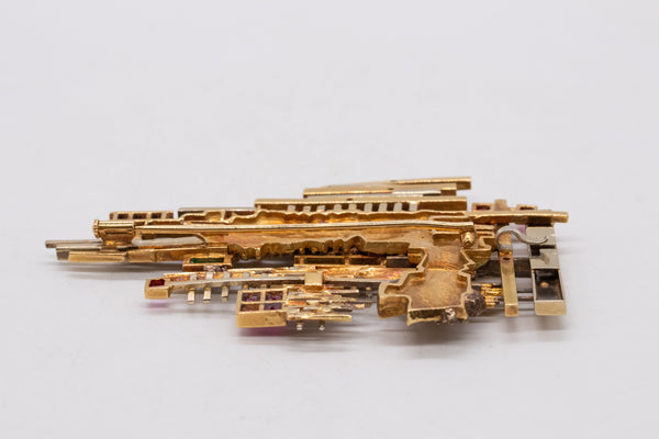 ARNALDO POMODORO 1963 Milan Geometric Sculptural Necklace In 18Kt Gold With Gemstones