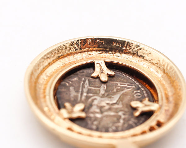Ancient Roman 193-211 AD Denarius Coin Pendant In 18Kt Yellow Gold With Diamonds