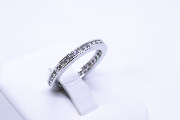 DIAMONDS ETERNITY RING IN 18 KT