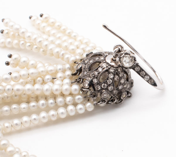 *Piranesi Italy Jeweled drop earrings in 18 kt gold with 2.07 Cts in diamonds & pearls