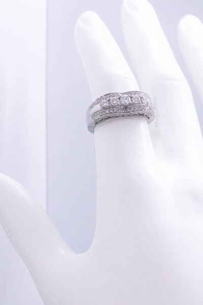 FINE DIAMONDS ANTIQUE LOOK 14 KT DESIGNER RING