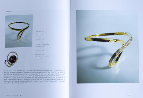 JEAN VENDOME 18 KT "BAGUE HUIT" MODERN RING WITH A 21.04 Cts AQUAMARINE