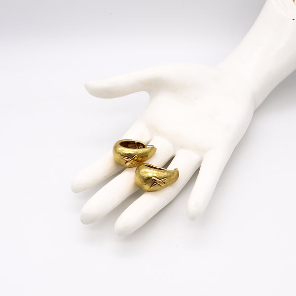 TIFFANY & CO. By Paloma Picasso Graffiti Earrings In Hammered 18Kt Yellow Gold