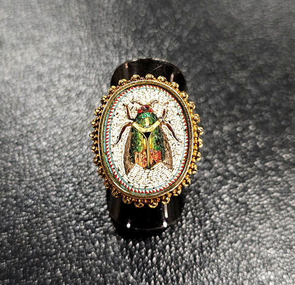 Etruscan Revival 1860-1880 Scarab Micro Mosaic Ring In 18Kt Yellow Gold
