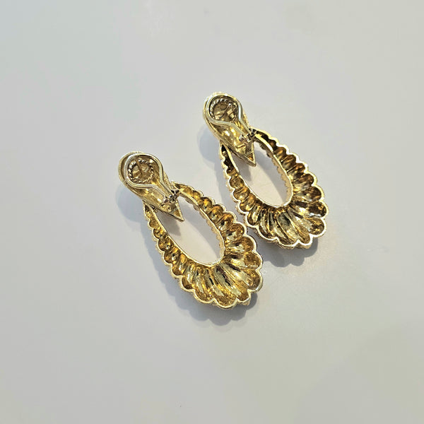 Tiffany & Co. 1970 Rare Door Knockers Drop Earrings In Textured 18Kt Yellow Gold