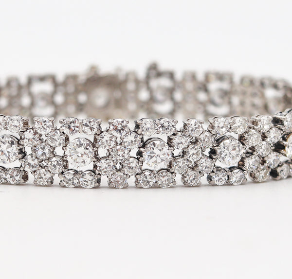 VAN CLEEF & ARPELS 1950 Platinum Flexible Bracelet With 16.26 Ctw VS Diamonds