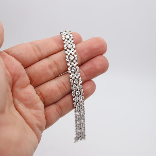 VAN CLEEF & ARPELS 1950 Platinum Flexible Bracelet With 16.26 Ctw VS Diamonds
