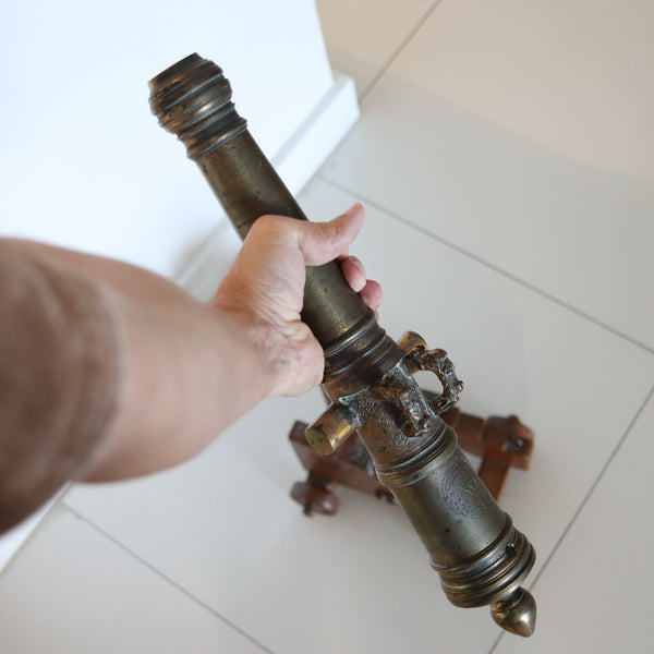 NAVAL CANNON 19th Century Model Battery Signal Cannon In Bronze & Wood