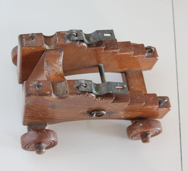 NAVAL CANNON 19th Century Model Battery Signal Cannon In Bronze & Wood